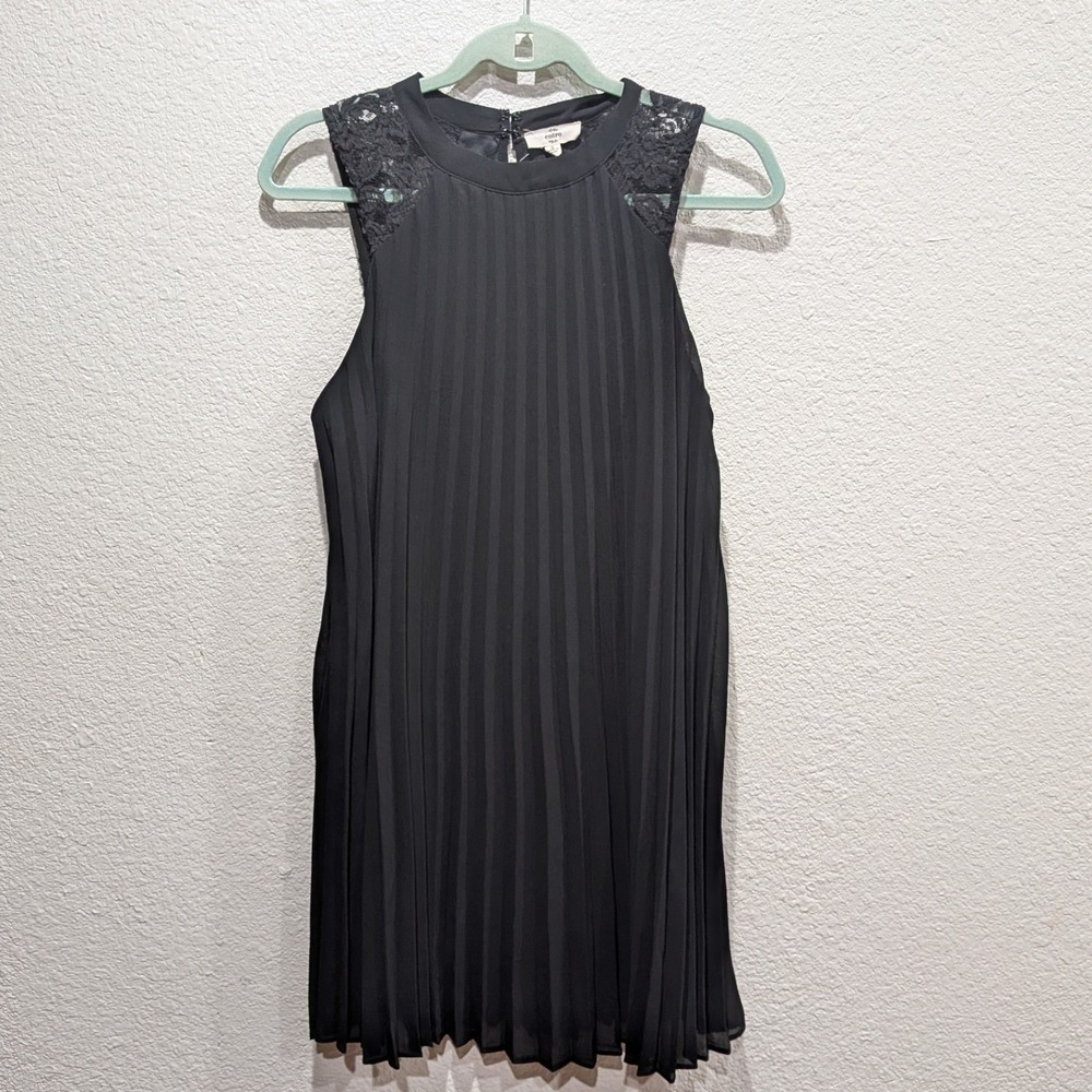 Entro Women Pleated Mini Dress S Black Sleeveless Keyhole Lace Cocktail LBD